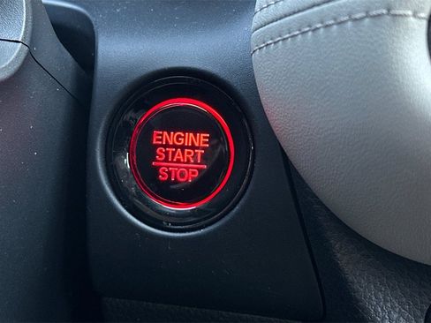 Used 2024 Honda HR-V LX image 24