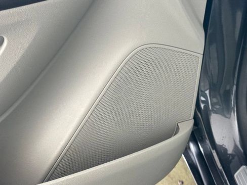 Used 2016 Buick Encore Convenience FWD image 12