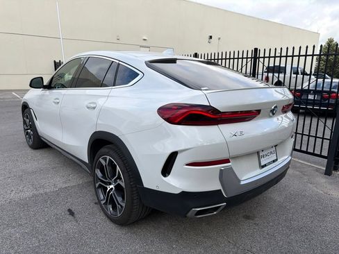 Used 2021 BMW X6 xDrive40i w/ Executive Package 2 AWD/4WD image 3