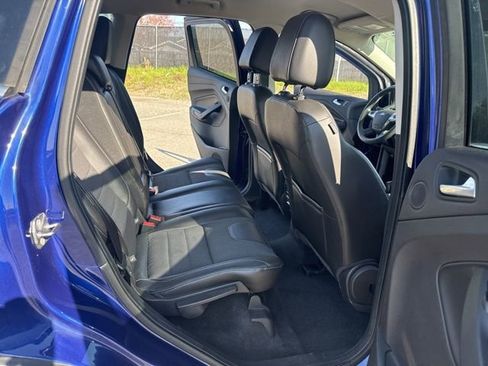 Used 2015 Ford Escape SE w/ SE Chrome Package image 13