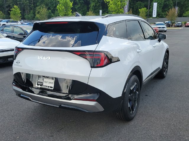 New 2026 Kia Sportage SX FWD image 4