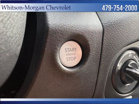 Used 2022 Nissan Frontier SV AWD/4WD image 17