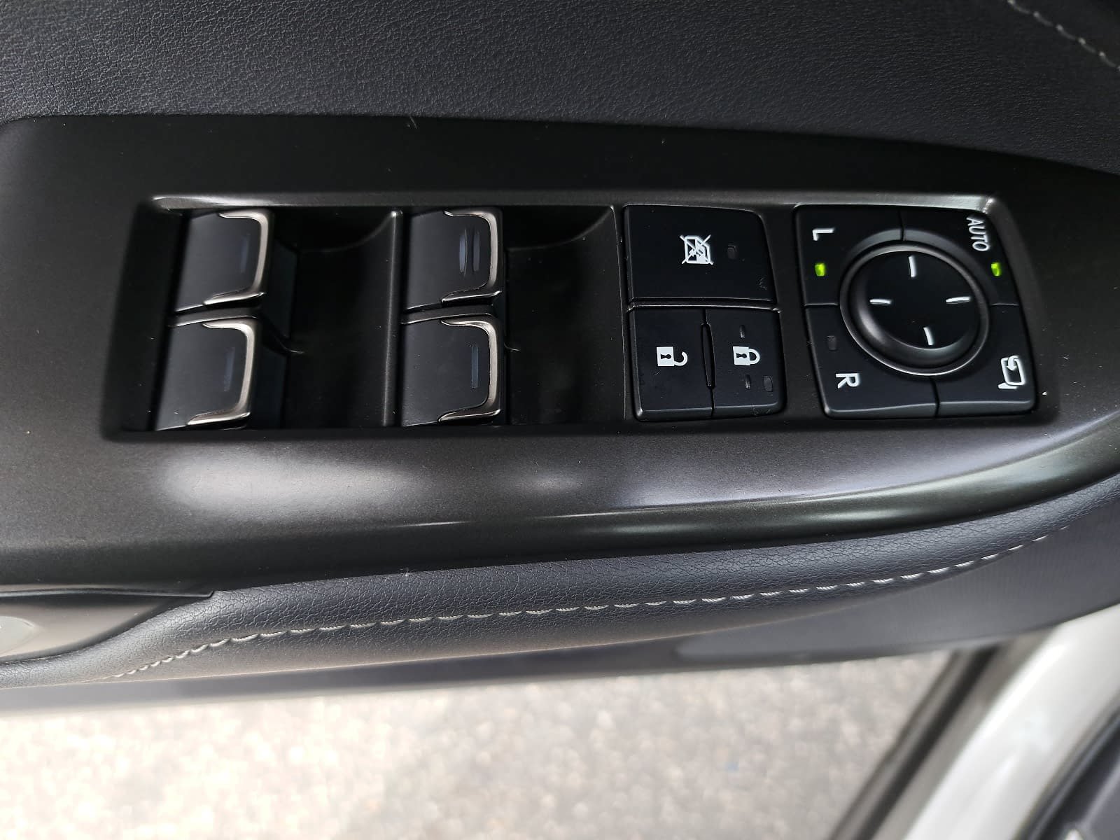 Used 2024 Lexus NX 350 AWD w/ Vision Package image 31