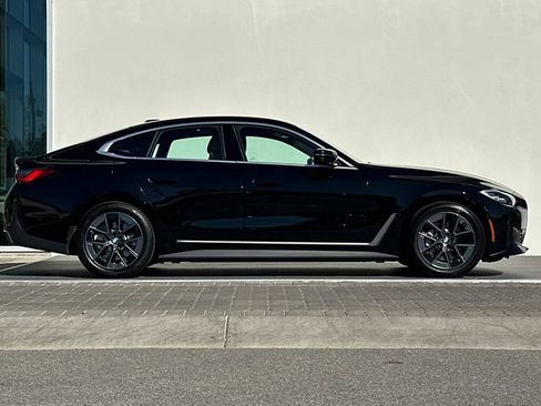 Used 2023 BMW i4 eDrive35 w/ Premium Package RWD image 2
