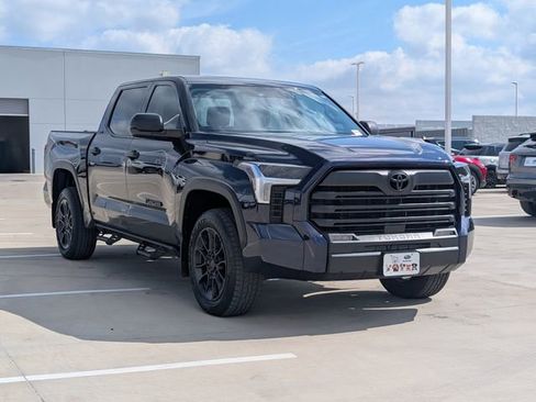 Used 2024 Toyota Tundra SR5 AWD/4WD image 7