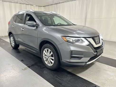Used 2017 Nissan Rogue SV AWD/4WD image 1