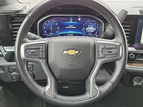 Used 2022 Chevrolet Silverado 1500 LT image 18