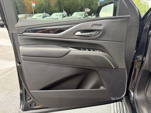 Used 2024 Cadillac Escalade V w/ LPO, ONYX Package AWD/4WD image 7