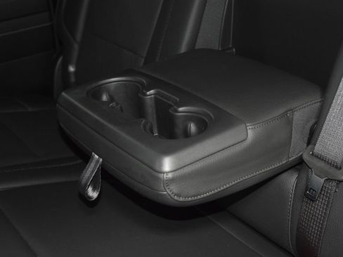 Used 2024 GMC Sierra 1500 Denali AWD/4WD image 48