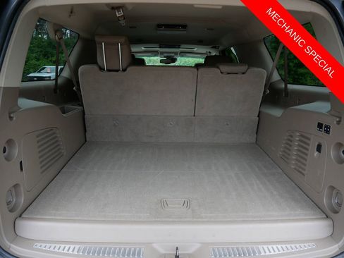 Used 2016 Chevrolet Suburban LT AWD/4WD image 10