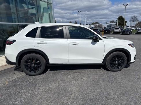 Used 2023 Honda HR-V Sport image 5