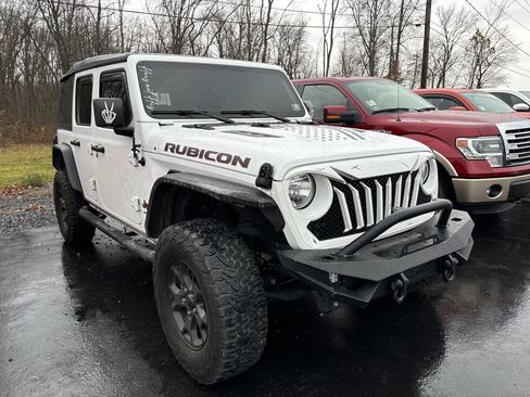 Used 2022 Jeep Wrangler Unlimited Rubicon w/ Cold Weather Group image 1