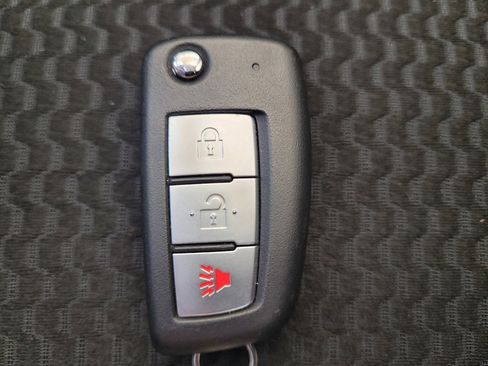 Used 2021 Nissan Rogue Sport S AWD/4WD image 32