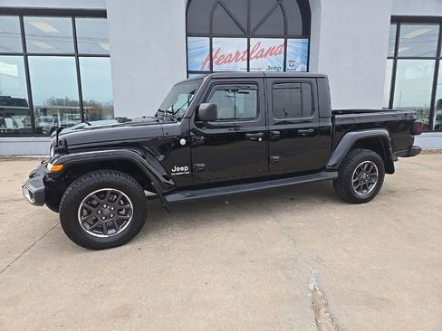Used 2021 Jeep Gladiator Overland w/ Popular Equipment Package image 3