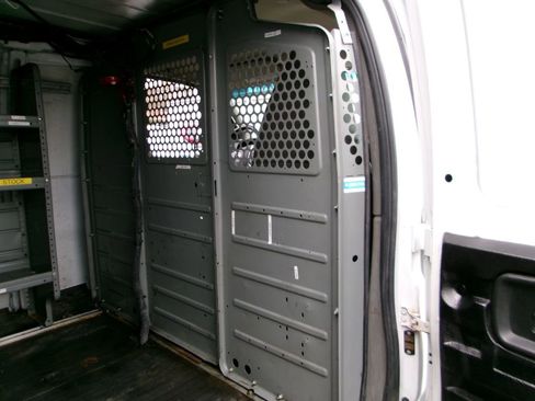 Used 2019 Chevrolet Express 3500 Extended w/ Driver Convenience Package image 14