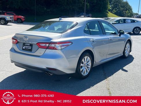 Used 2019 Toyota Camry LE image 7