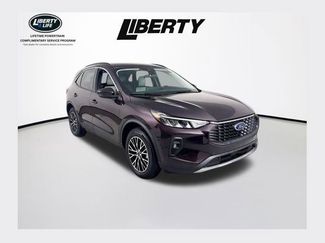 Used 2023 Ford Escape SE 360° Tour