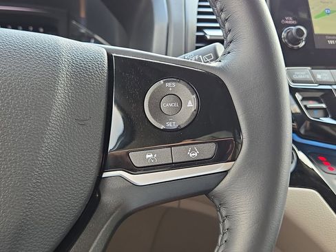 Certified 2024 Honda Odyssey Touring image 31