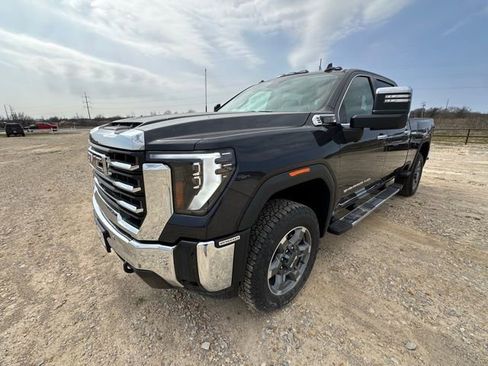 New 2026 GMC Sierra 2500 SLT w/ Texas SLT Premium Package AWD/4WD image 11