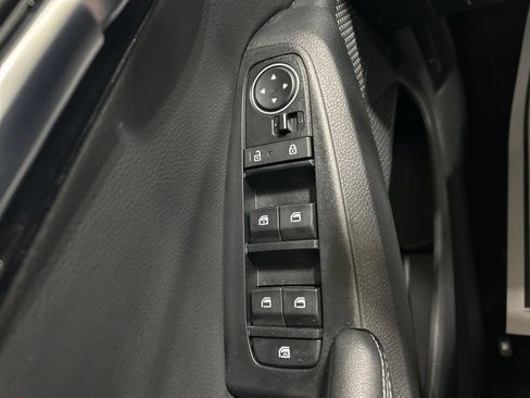 Certified 2025 Kia Seltos EX image 21