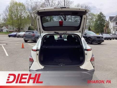 Certified 2025 Hyundai Kona SEL image 12