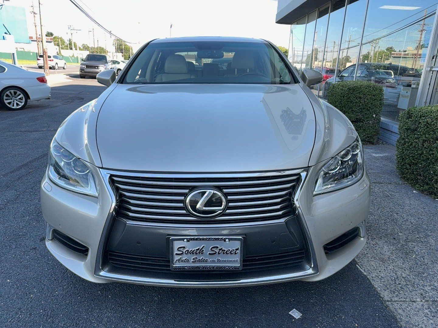 Used 2013 Lexus LS 460 L w/ All-Weather Pkg RWD image 34