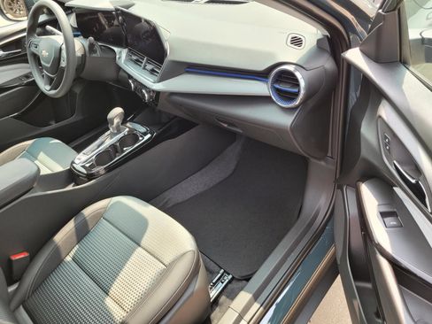 New 2026 Chevrolet Trax LT FWD image 6