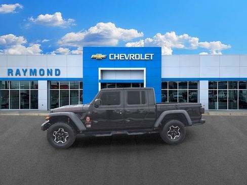 Used 2021 Jeep Gladiator Rubicon w/ Cold Weather Group AWD/4WD image 6