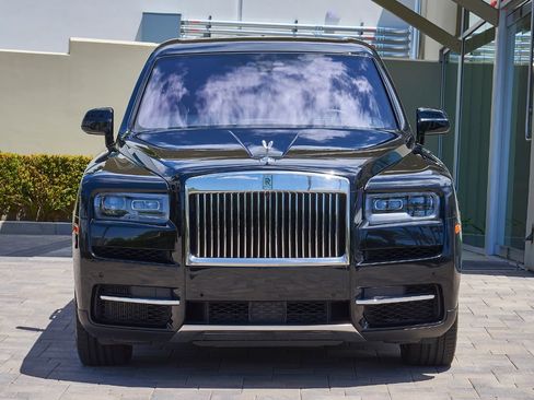 Certified 2024 Rolls-Royce Cullinan AWD/4WD image 7