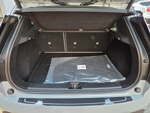 Certified 2025 Volvo EX30 Plus w/ Protection Package Premier AWD/4WD image 13