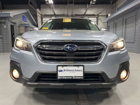 Used 2018 Subaru Outback 2.5i Limited w/ Popular Package #2 AWD/4WD image 2