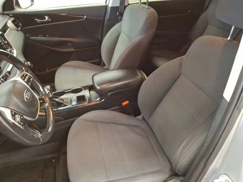 Used 2019 Kia Sorento LX w/ Option Group 020 image 17