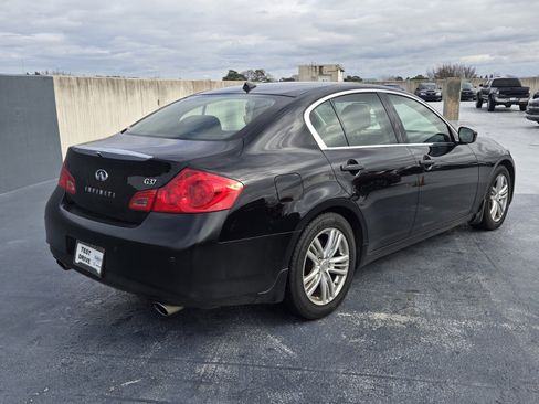 Used 2013 INFINITI G37 Journey w/ Premium Pkg image 3