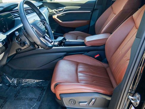 Used 2023 Audi e-tron Chronos w/ Chronos Package image 20