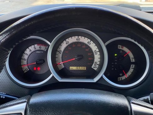 Used 2015 Toyota Tacoma PreRunner image 19