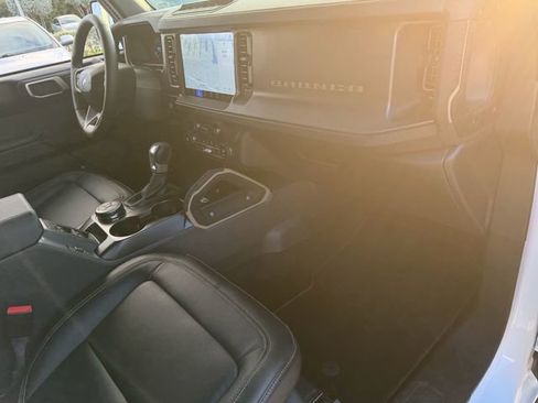 Certified 2025 Ford Bronco Badlands AWD/4WD image 14