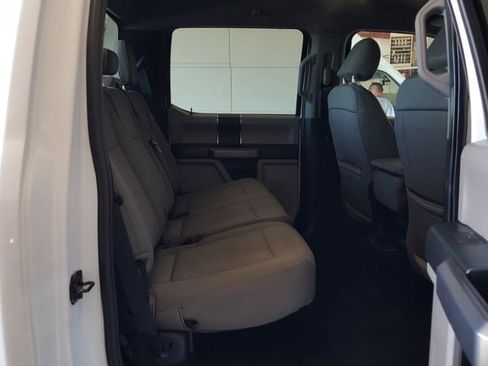 Used 2021 Ford F250 XLT Pickup 4D 6 3/4 ft AWD/4WD image 20