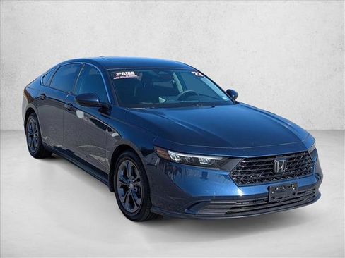 Used 2023 Honda Accord EX image 3