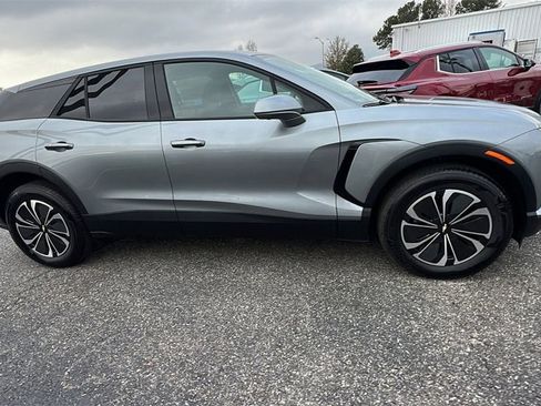 New 2026 Chevrolet Blazer EV LT image 4