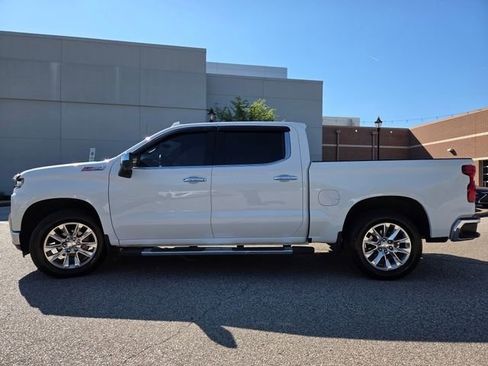 Used 2019 Chevrolet Silverado 1500 LTZ image 23