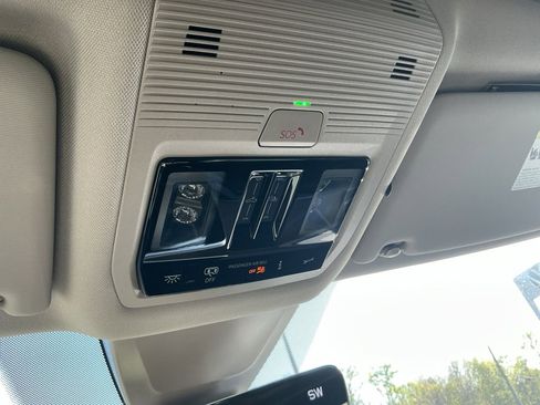 New 2026 Volkswagen Atlas SE AWD/4WD image 21