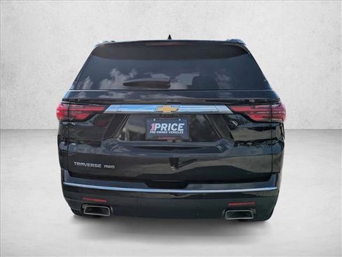 Used 2022 Chevrolet Traverse High Country image 6