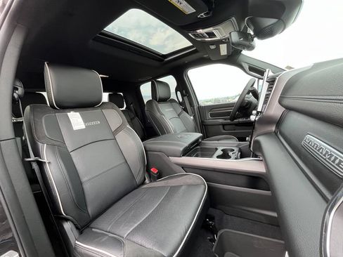 New 2026 RAM 3500 Laramie AWD/4WD image 20