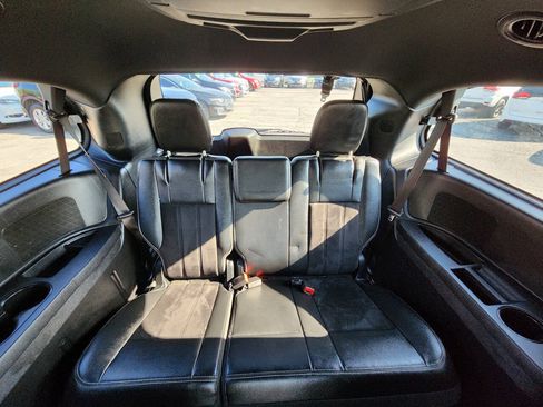 Used 2019 Dodge Grand Caravan SXT w/ Driver Convenience Group FWD image 21