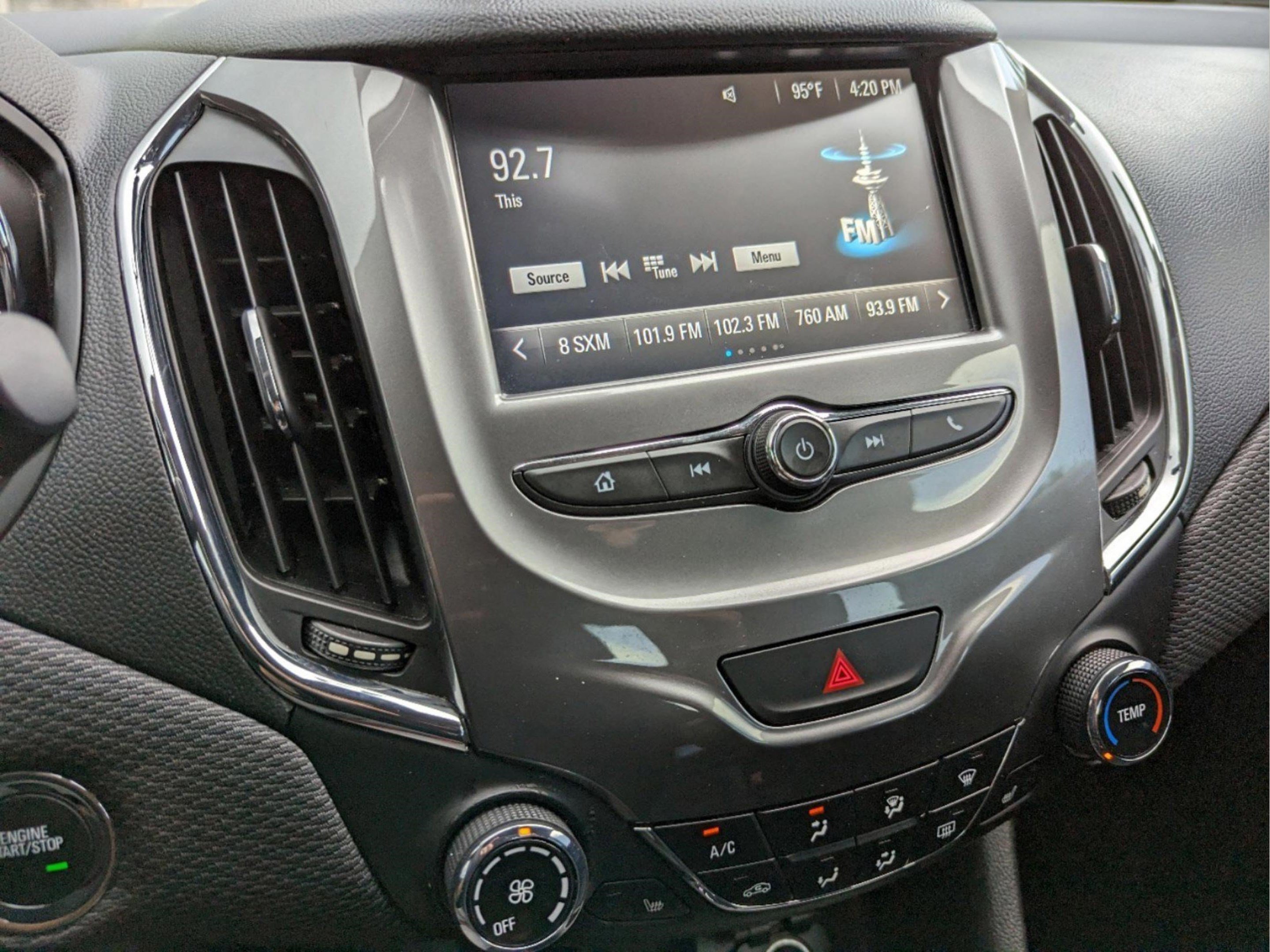 Used 2017 Chevrolet Cruze LT w/ Convenience Package FWD image 83