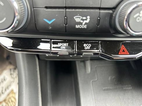 Used 2024 Dodge Durango R/T AWD/4WD image 50