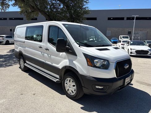 Used 2025 Ford Transit 250 Low Roof w/ Exterior Upgrade Package RWD image 4