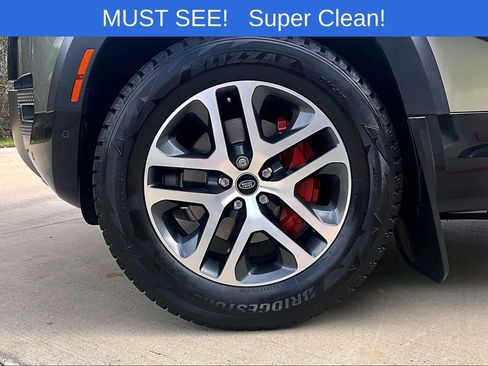 Used 2023 Land Rover Defender 110 X image 11