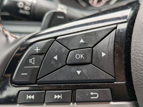 Used 2025 Nissan Altima 2.5 SR image 17