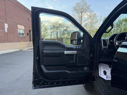 Used 2018 Ford F150 Lariat w/ Equipment Group 501A Mid AWD/4WD image 12
